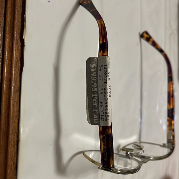 Coach Glasses - Picture 4 of 9